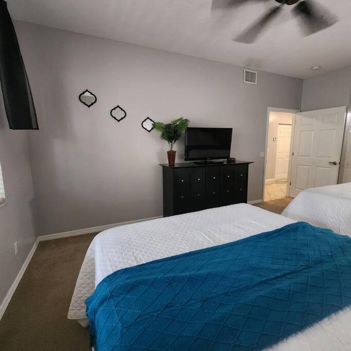 1 Bedroom , 1 Bath With Kitchen At Img Bradenton Exteriér fotografie